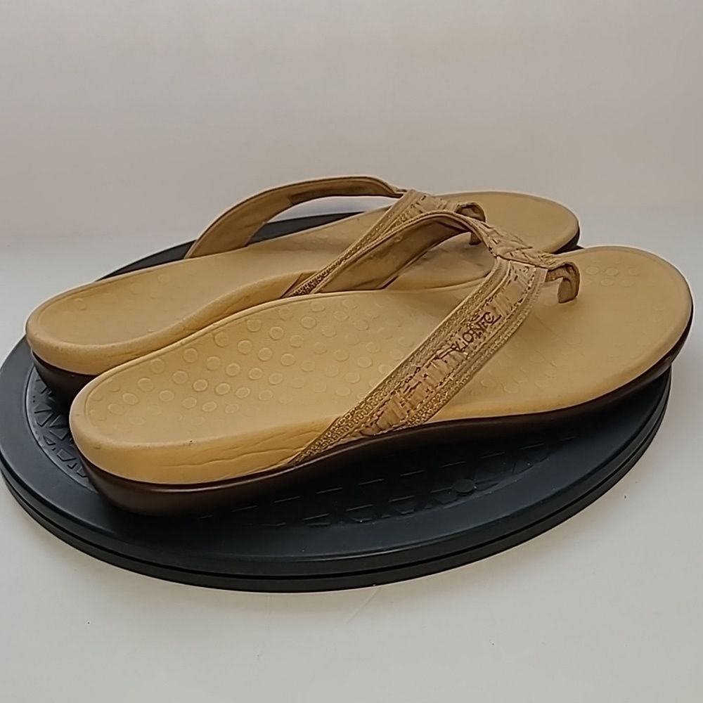 Vionic Thong Sandals